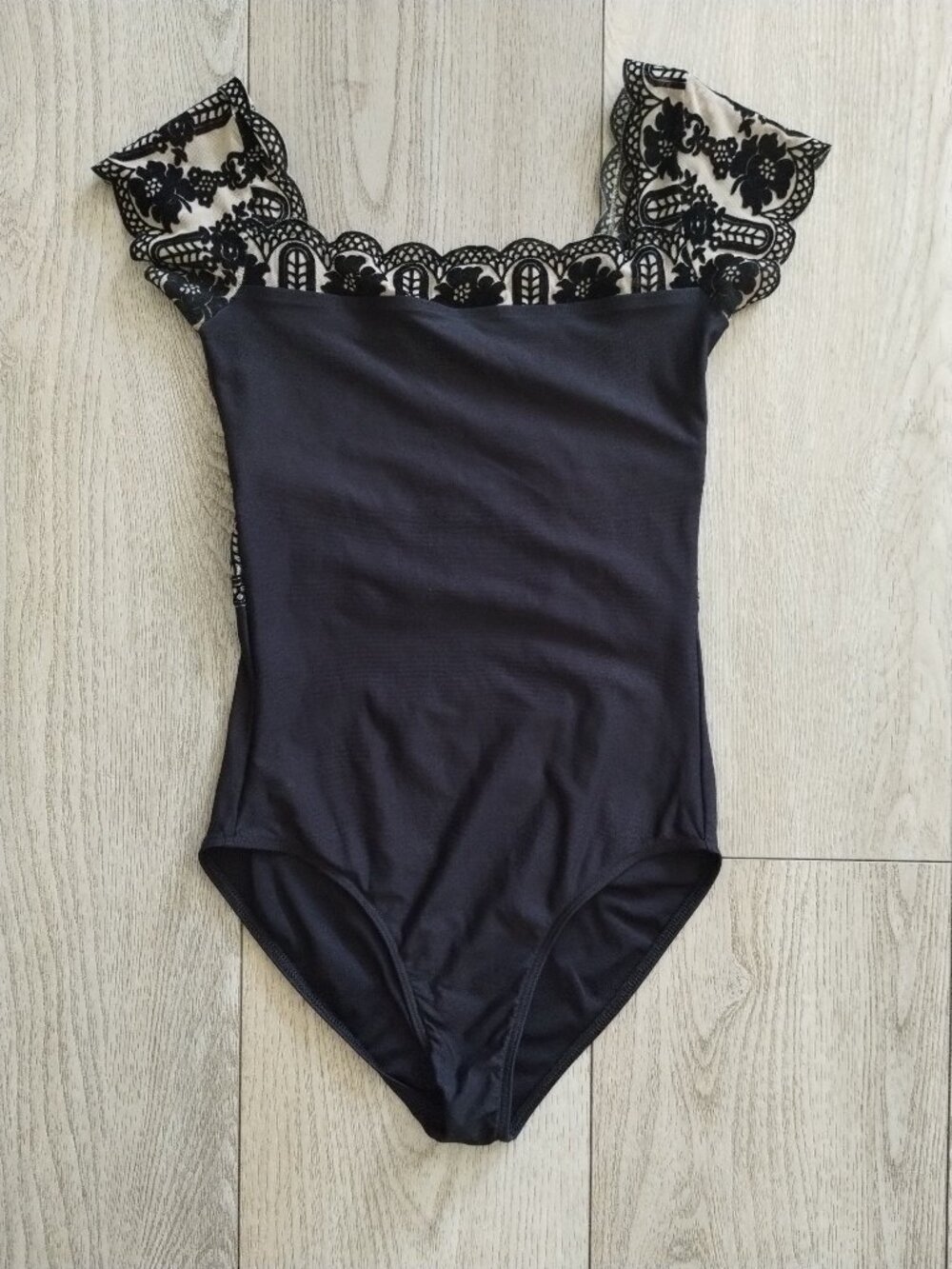 WearMoi women's medium leotard
